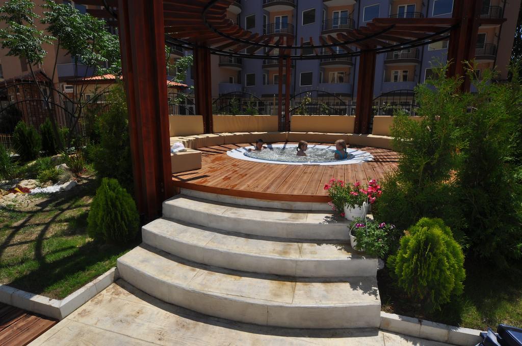 Harmony Suites Jungle Slantschew brjag Exterior foto